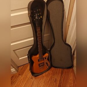 New Ibanez JTK1 Jet King Electric Guitar With Used Case